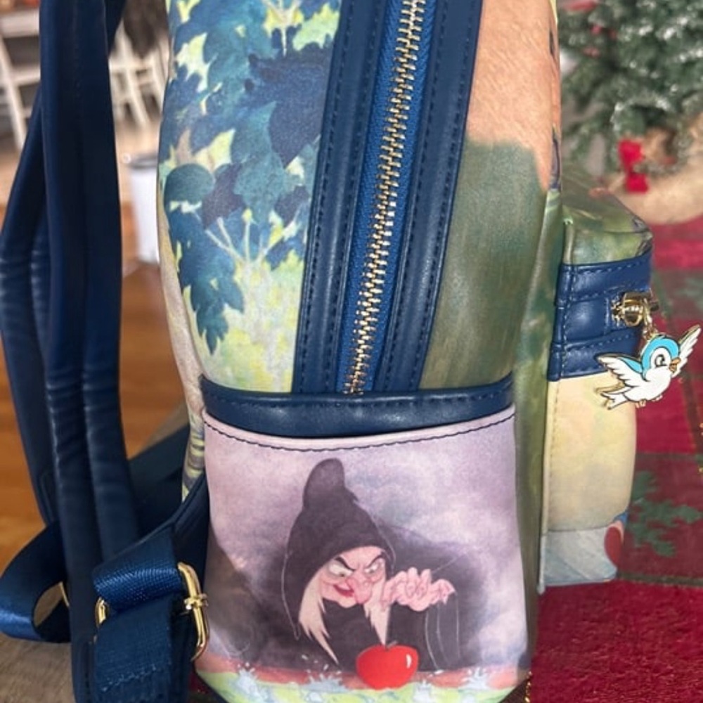 Disney Snow White and Dwarfs Loungefly Blue and Green - Picture 3 of 4
